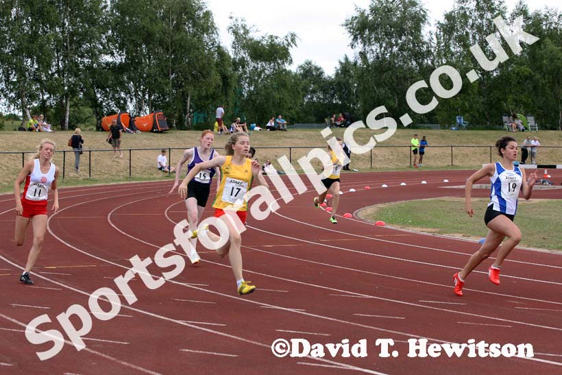 200 metres 01